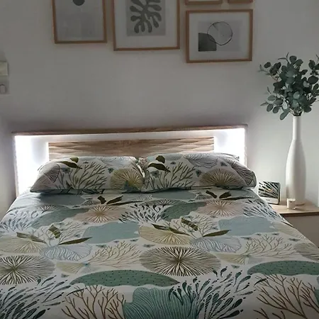 Independante Avec Terrasse Et Jardin Privatif بيت ضيافة كالفيسون